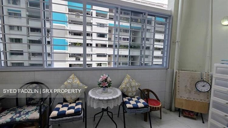 Blk 337 Jurong East Avenue 1 (Jurong East), HDB Executive #559129081